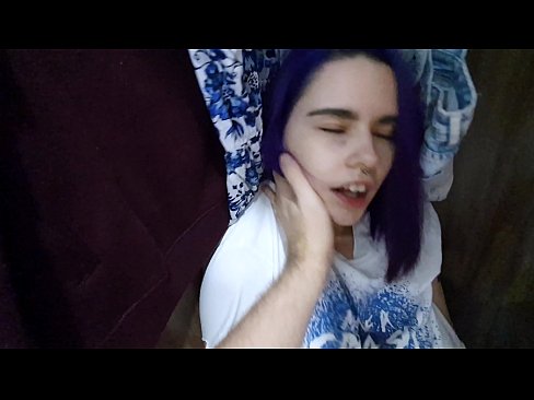❤️ Truvò a mo surella in l'armadiu è l'aiutò à cum ☑ Bella porno à noi ☑