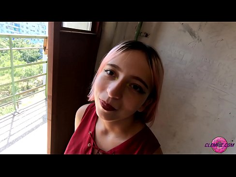 ❤️ Student Sensual Sucks a Stranger in the Outback - Cum On His Face ☑ Bella porno à noi ☑